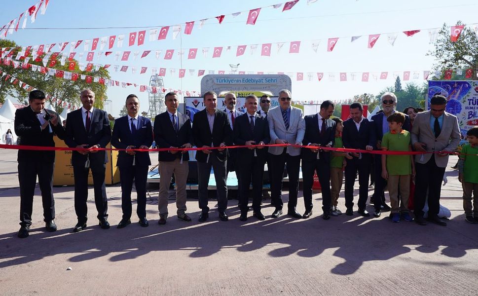Bilim Şenliği KAFUM’a Kapılarını Ziyaretçilerine Açtı