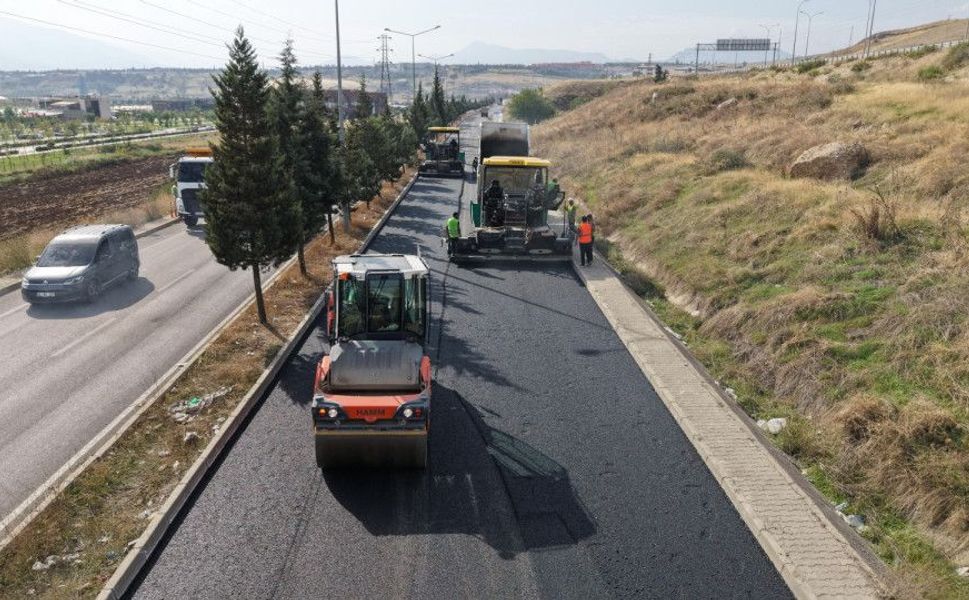 Büyükşehir’den Kavlaklı, Kazım Karabekir ve OSB’nin Ulaşımına Asfalt