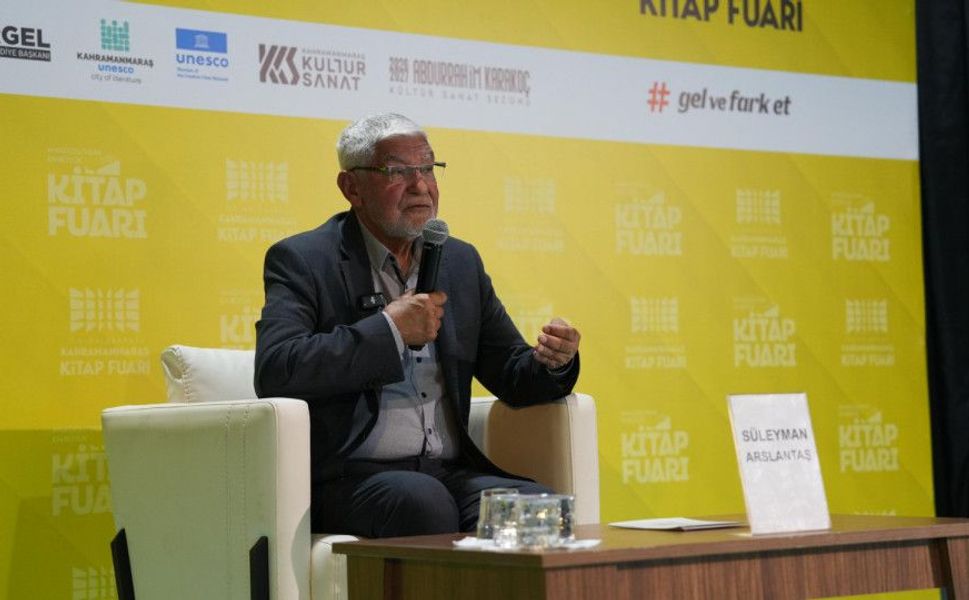 Kitap Fuarı’nda Süleyman Arslantaş, Orta Doğu’yu Değerlendirdi