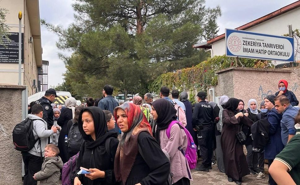 Kahramanmaraş’ta Okulda Koku Paniği: 20 Öğrenci Hastaneye Kaldırıldı