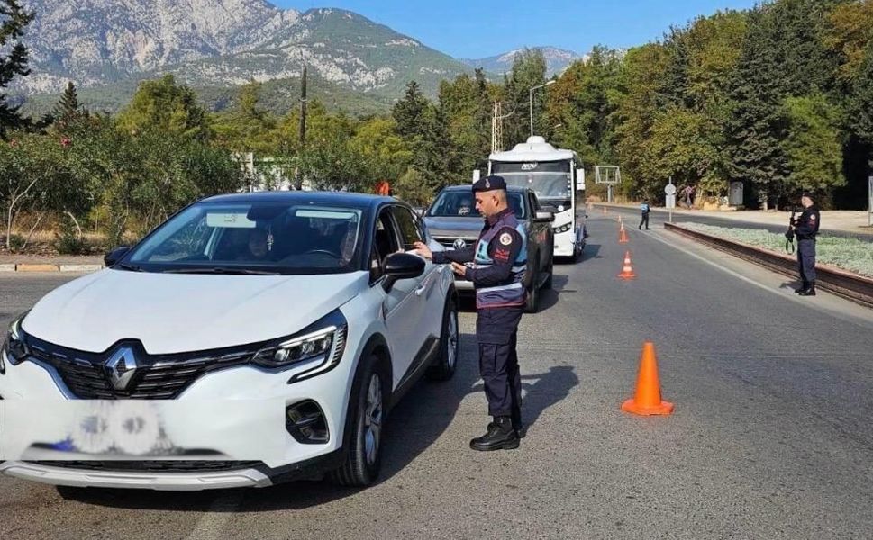 Kahramanmaraş Dahil 81 İlde 912 Kişi Yakalandı