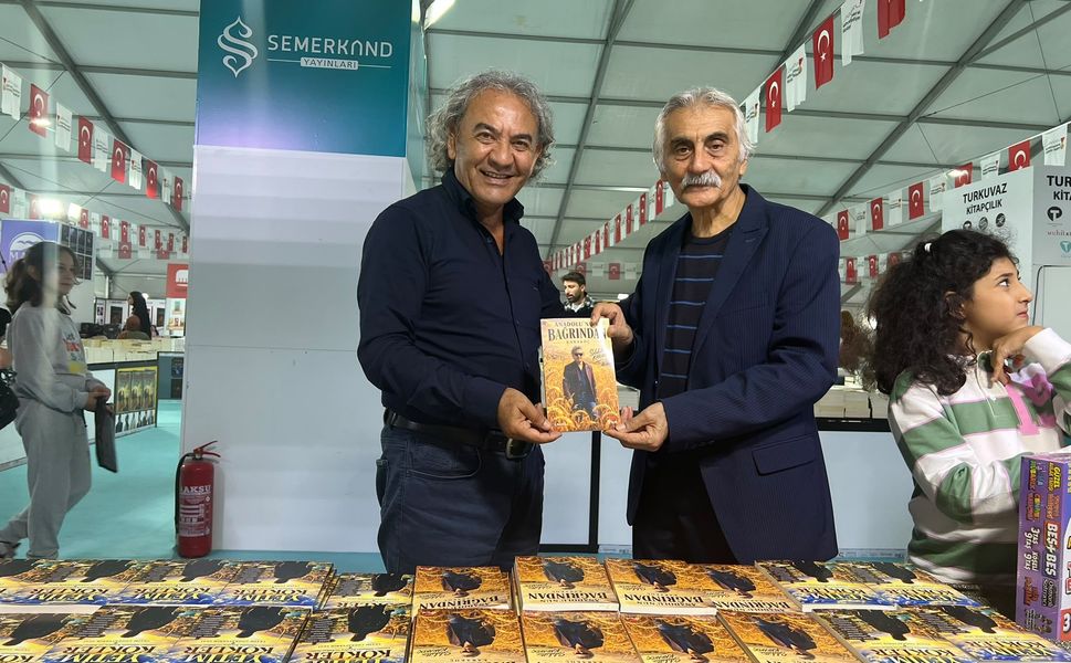 Karakoç, Kahramanmaraş Kitap Fuar’ında Okurlarıyla Buluştu