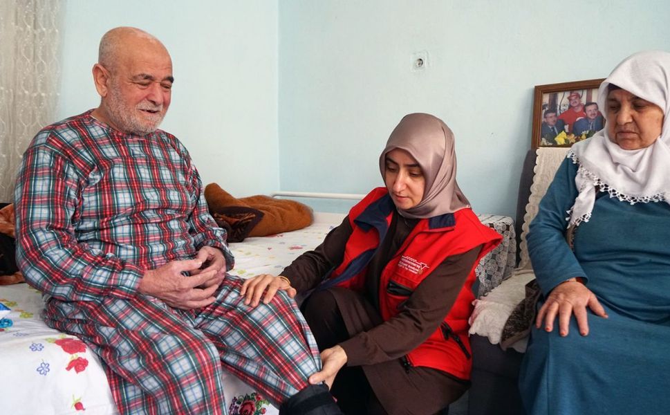Büyükşehir’den Ulu Çınarların Hayatını Kolaylaştıran Yatırımlarını Artırarak Sürdürüyor