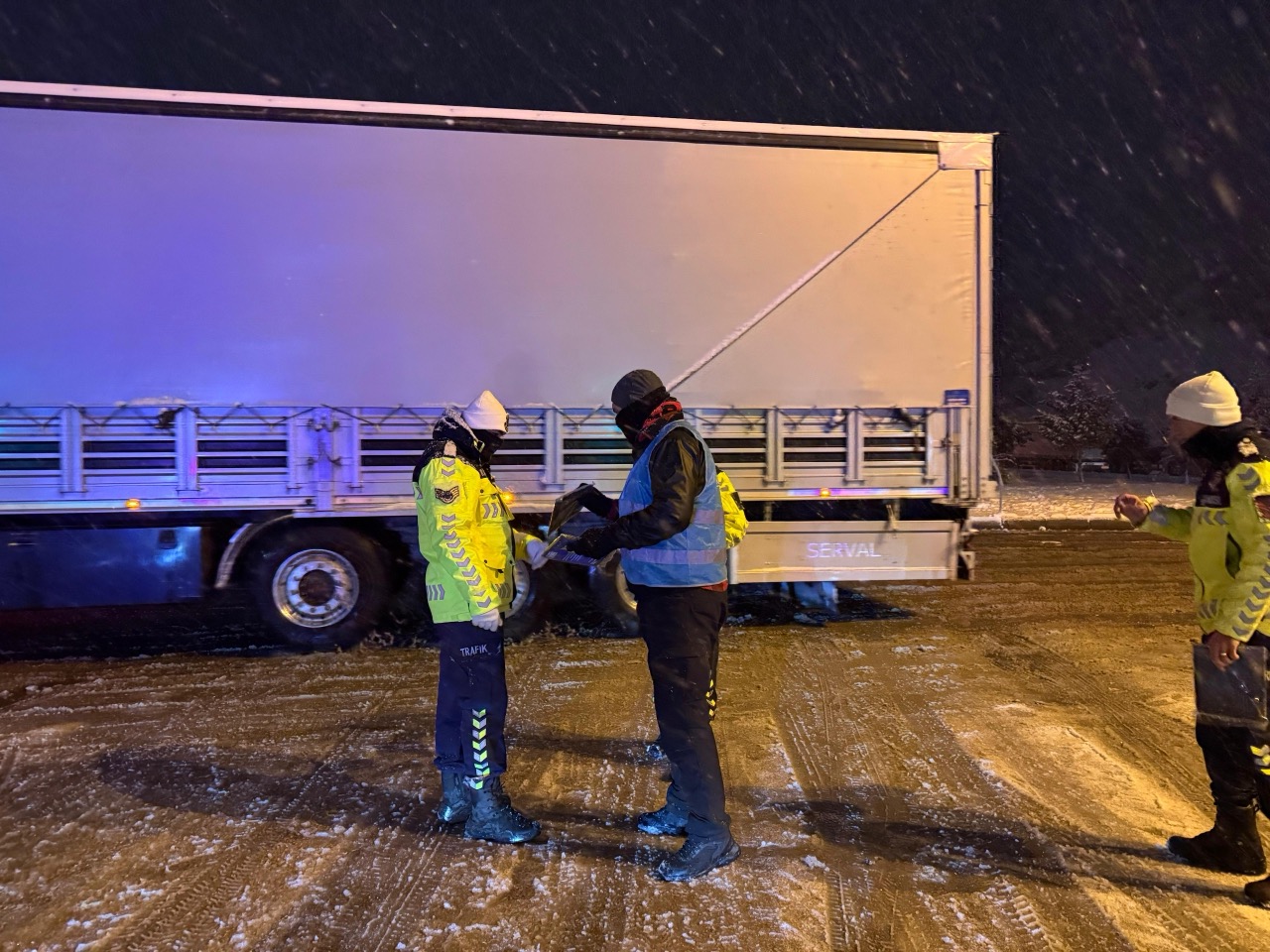 Büyük 4F77E0D5 4F49 443D 8Fba Cb60A559E11F