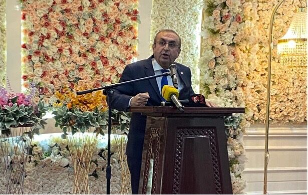 Eb8B4C1F A79E 4B21 8981 2C70Ed88F182