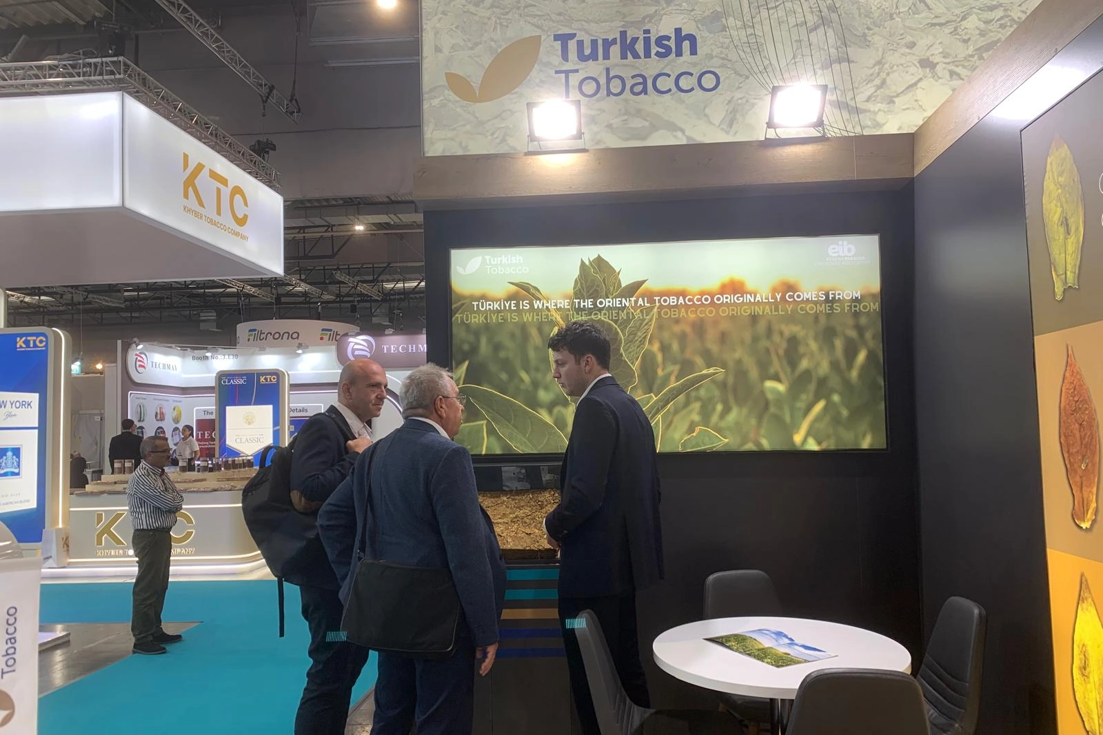 Türk Tütünü Almanya'da Vitrine Çıktı